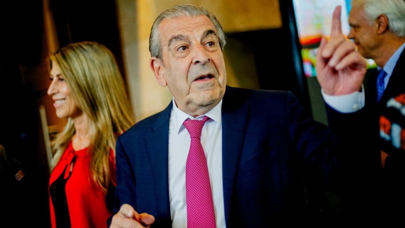 Kast designa a Eduardo Frei como embajador en misión especial